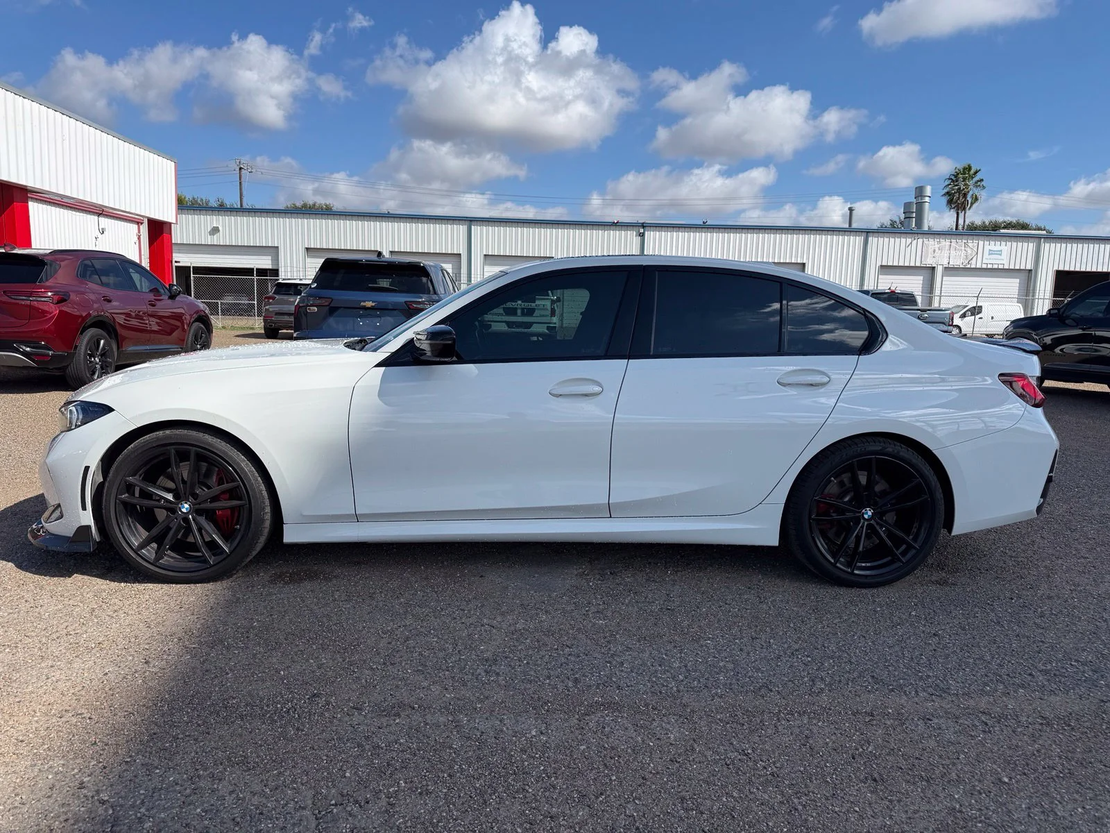 Used 2024 White BMW 330i image 4