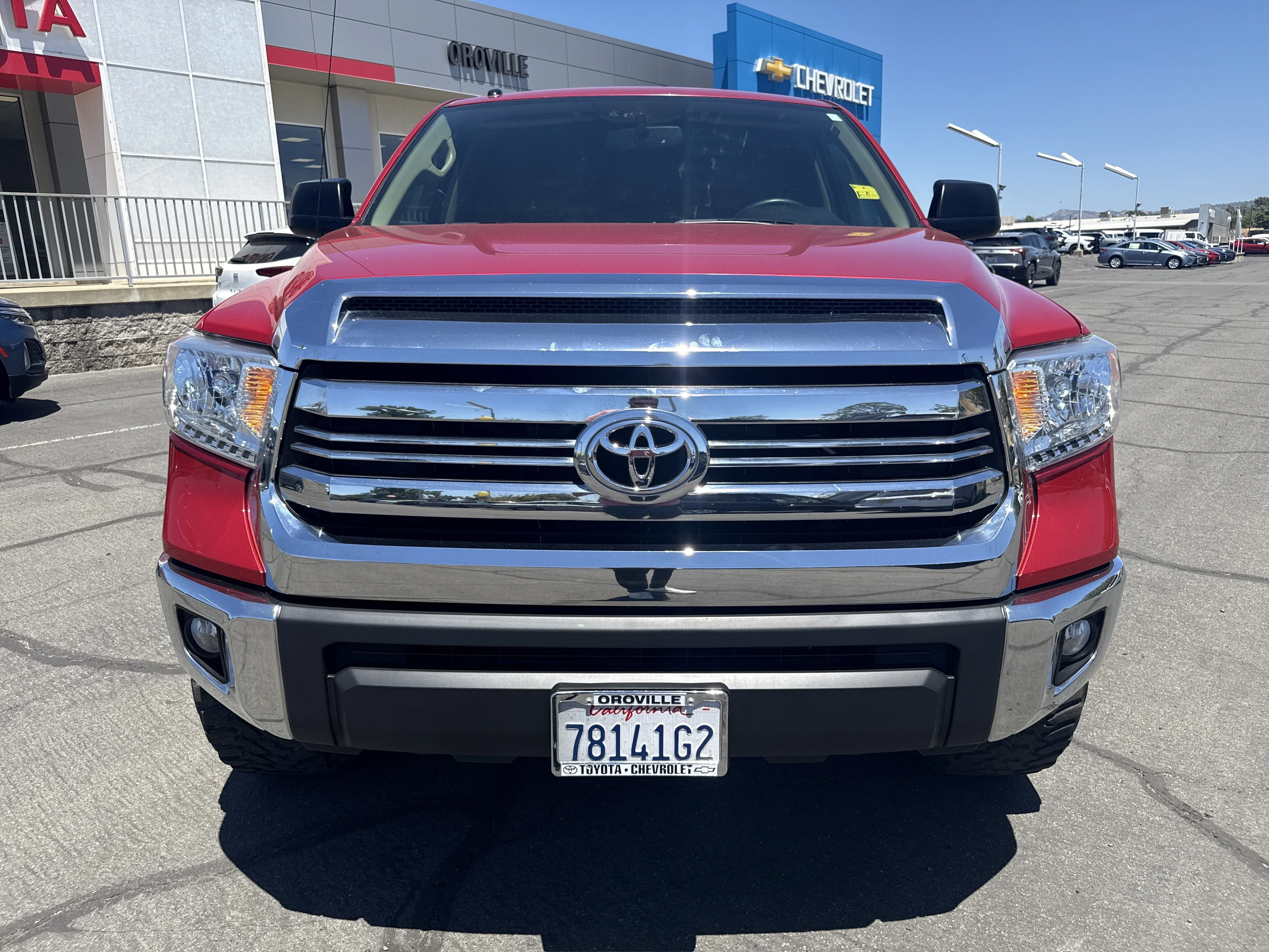 Used 2017 Red Toyota SR5 image 11