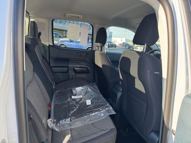 New 2026 Space White Metallic Ford XLT image 5
