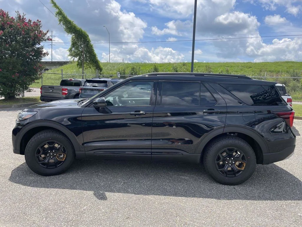 2026 Ford Explorer Tremor - Photo 6