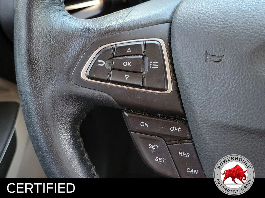 Used 2018 Red Ford SE image 30