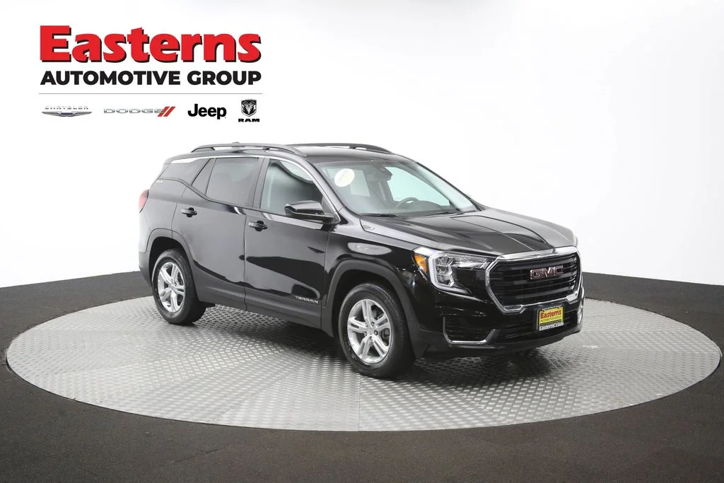 Used 2023 Black GMC SLE image 79