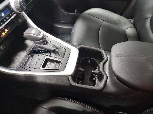 2024 Toyota RAV4 XLE Premium - Photo 32