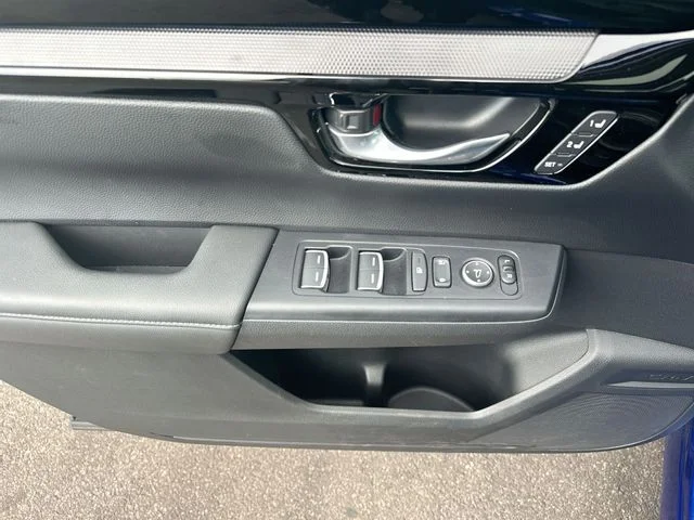 Used 2024  Honda EX-L image 15