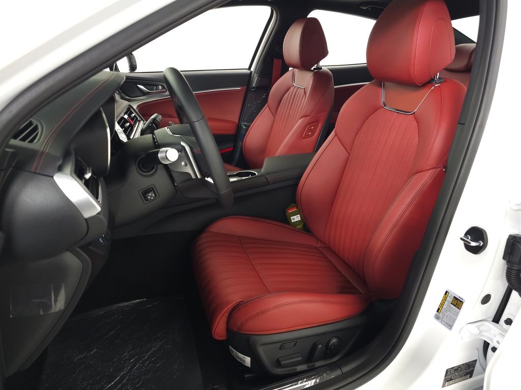 New 2026 White Genesis 3.3T SPORT PRESTIGE image 12