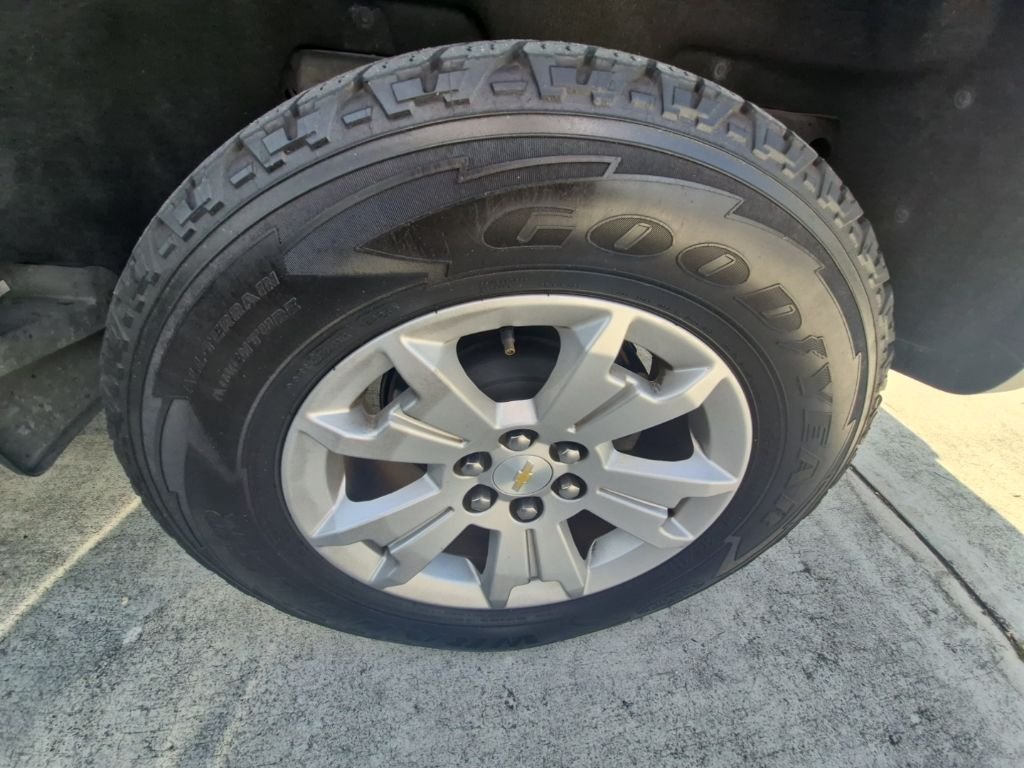 Used 2020 Blue Chevrolet LT image 18