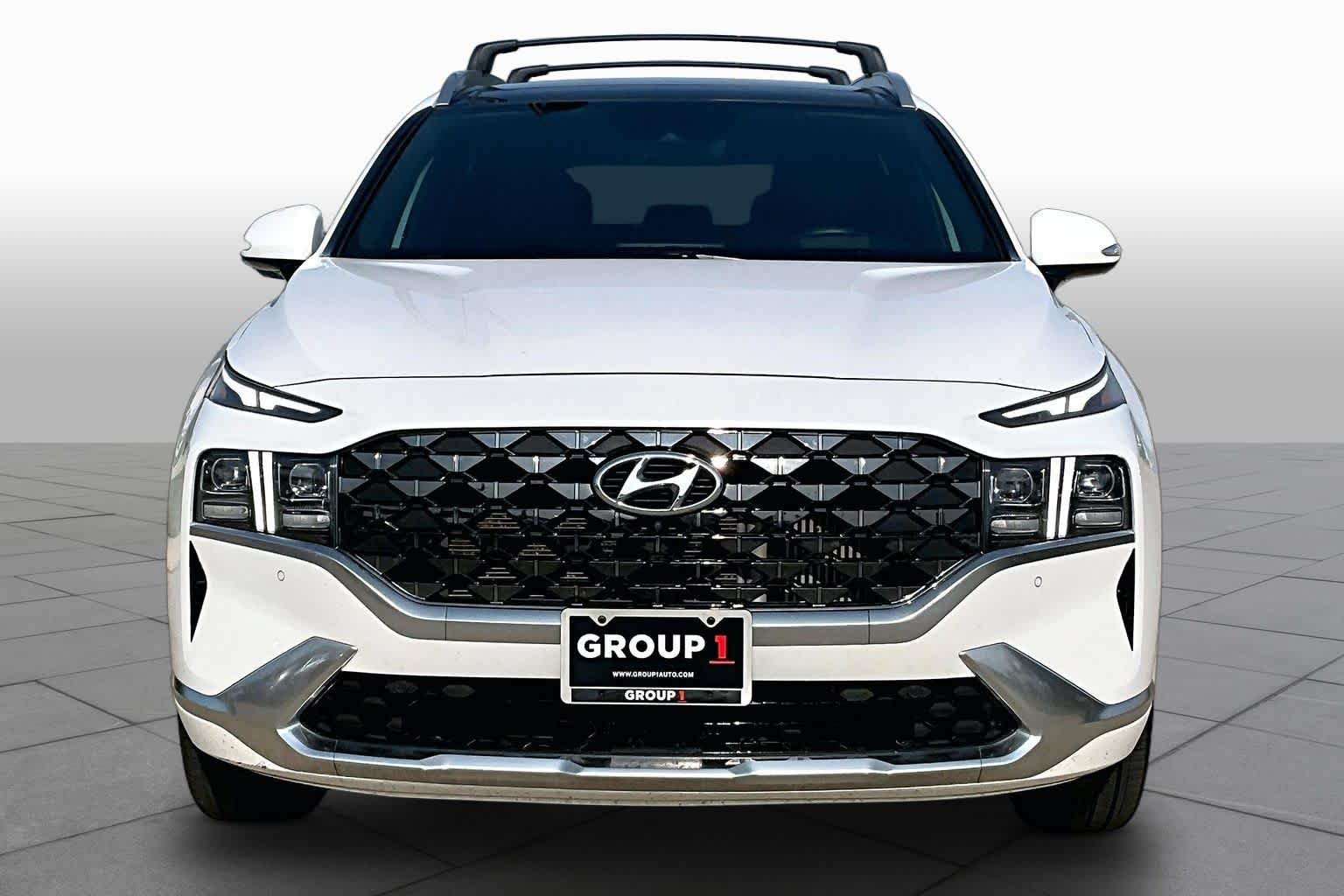 Certified Used 2022 Quartz White Hyundai Calligraphy image 4