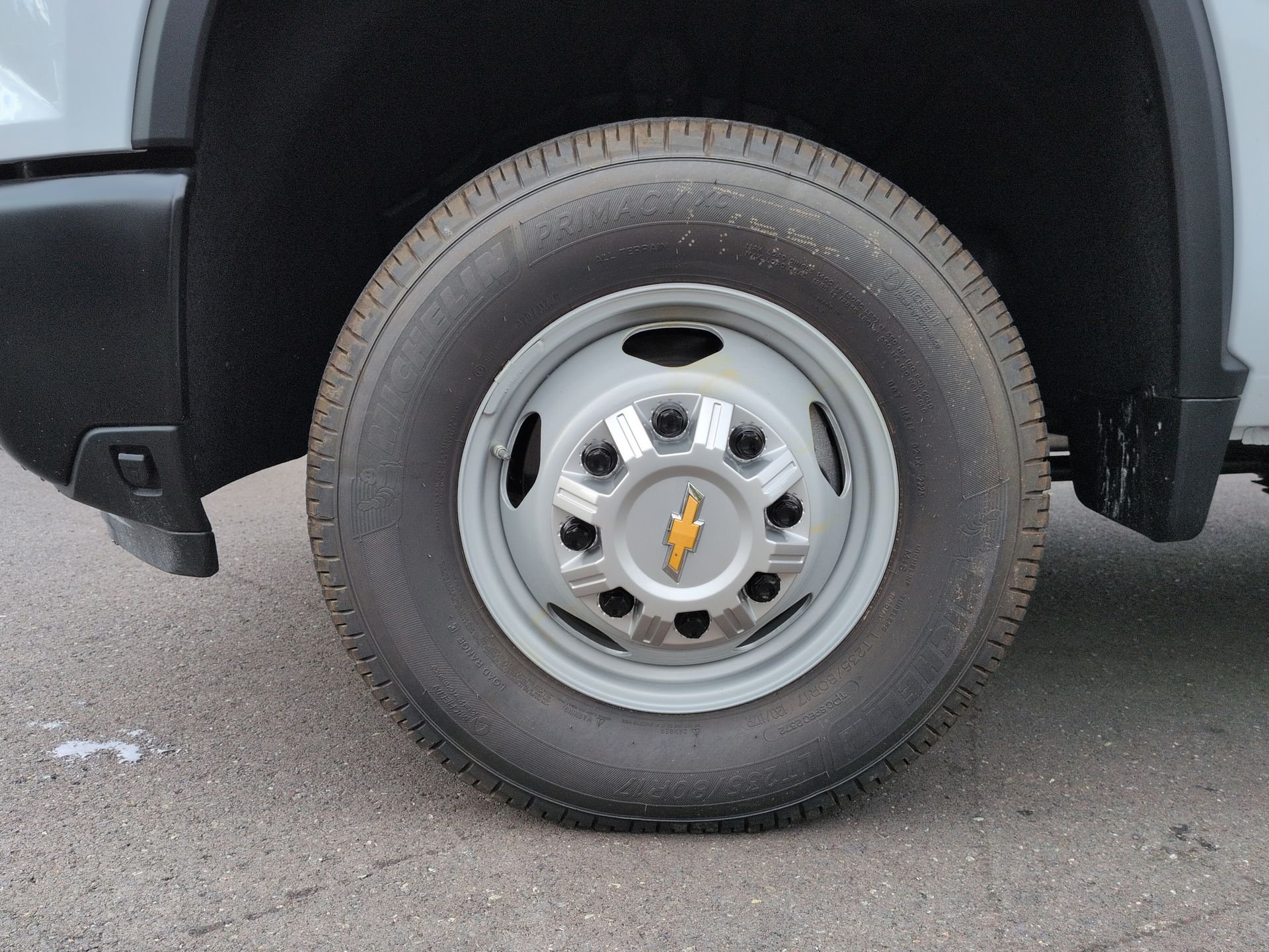 New 2025 Summit White Chevrolet Work Truck image 62