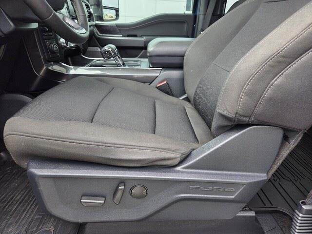 Used 2023 Atlas Blue Metallic Ford XLT image 12