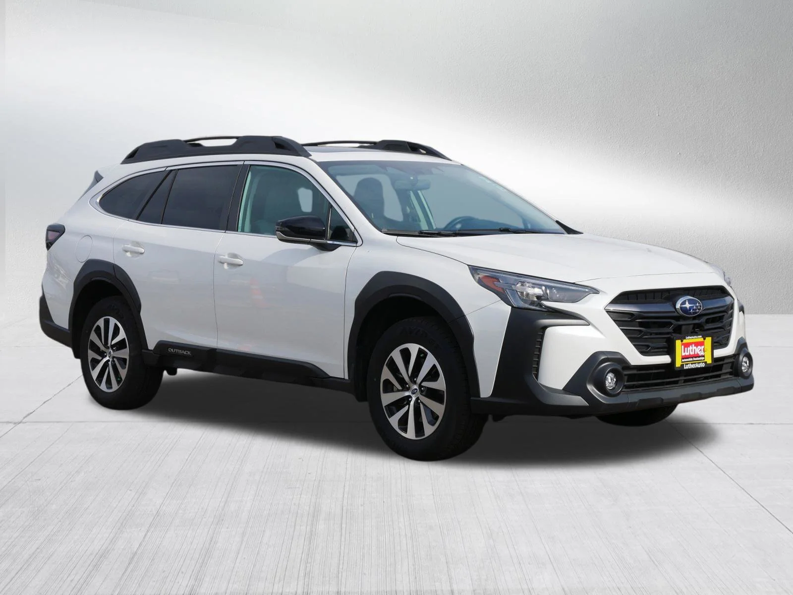 2025 Subaru Outback Premium's photo