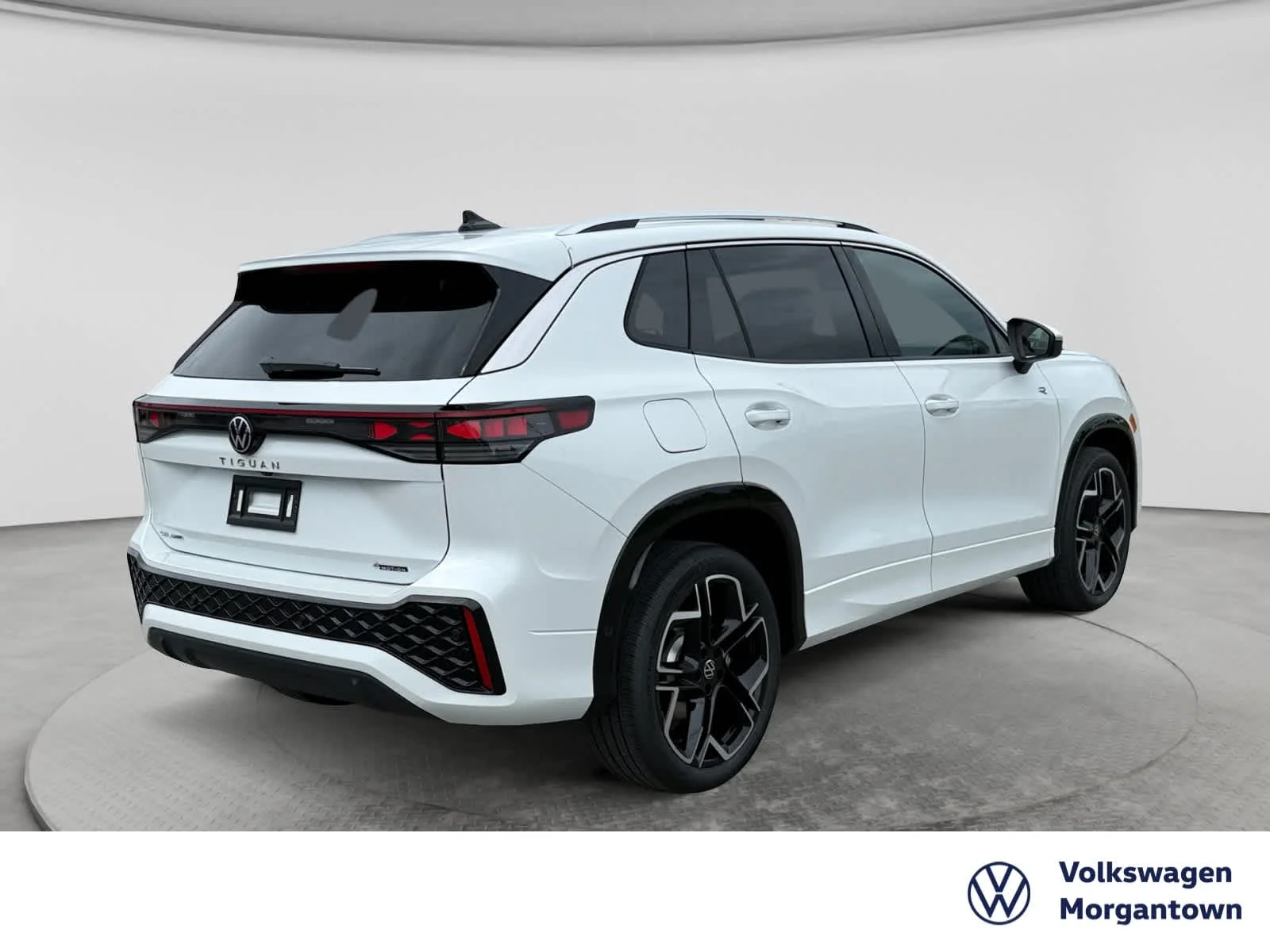 New 2026 Opal White Pearl Volkswagen SEL R-Line Turbo image 5
