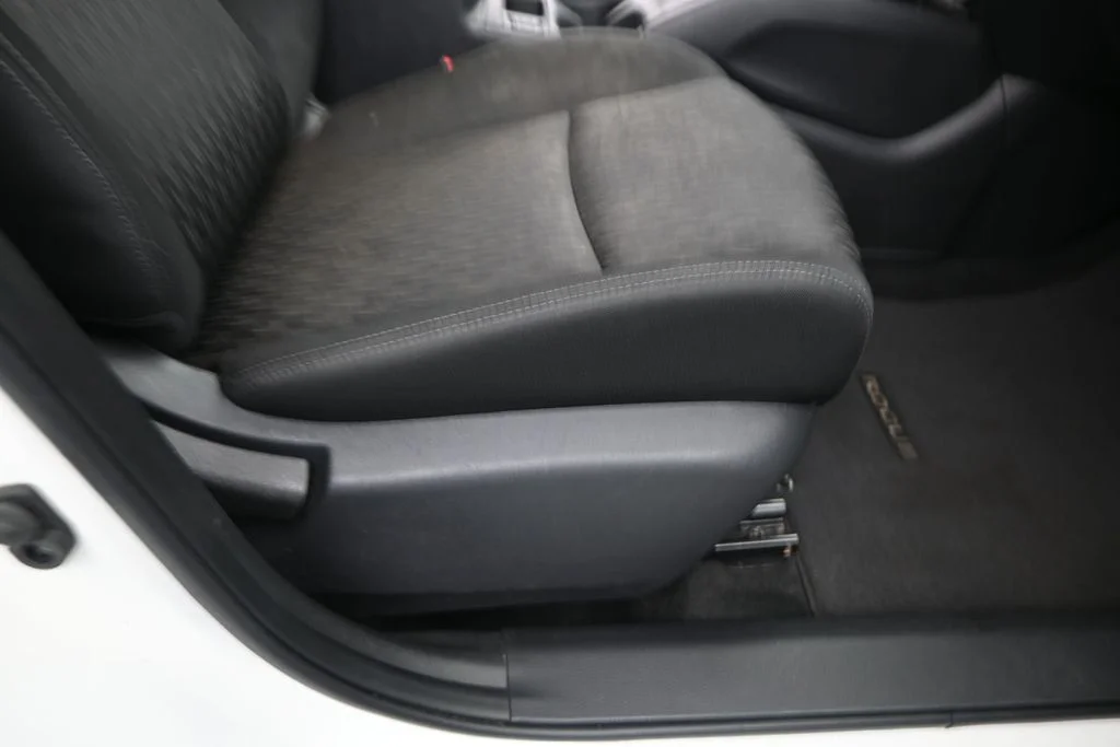 Used 2018 Glacier White Nissan SV image 11