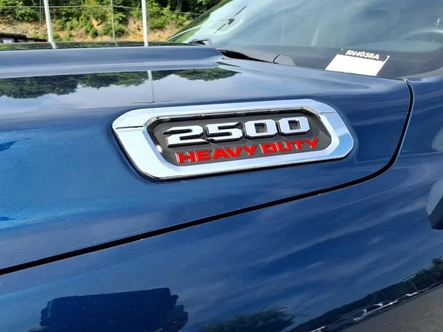 Used 2022 Blue Ram Laramie image 7