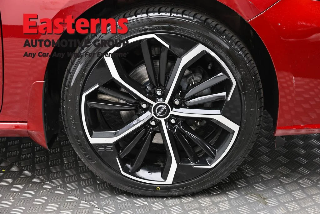 Used 2023 Red Nissan 2.5 SR image 30