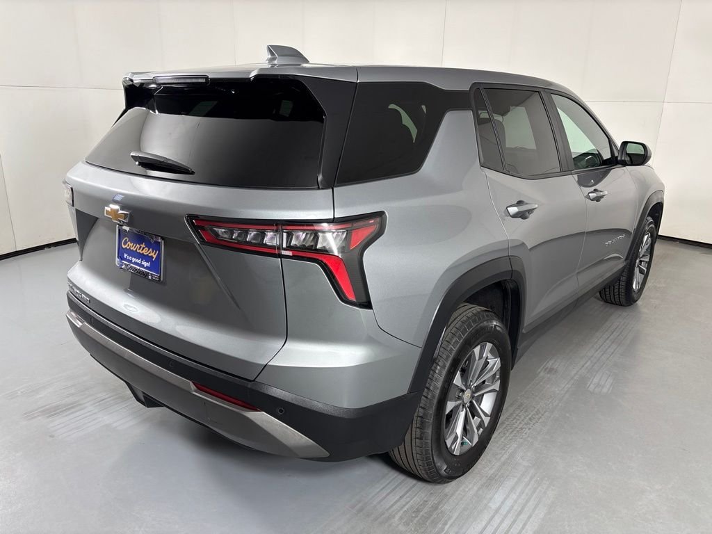 Used 2025 Gray Chevrolet LT image 8