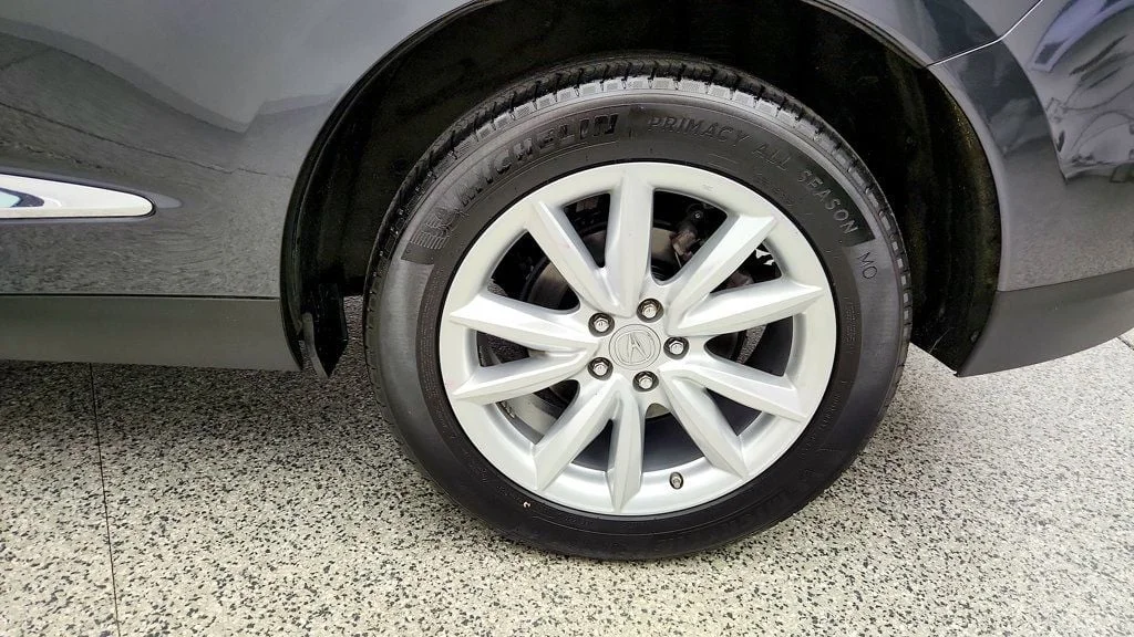 Used 2019 Gunmetal Metallic Acura AWD image 9