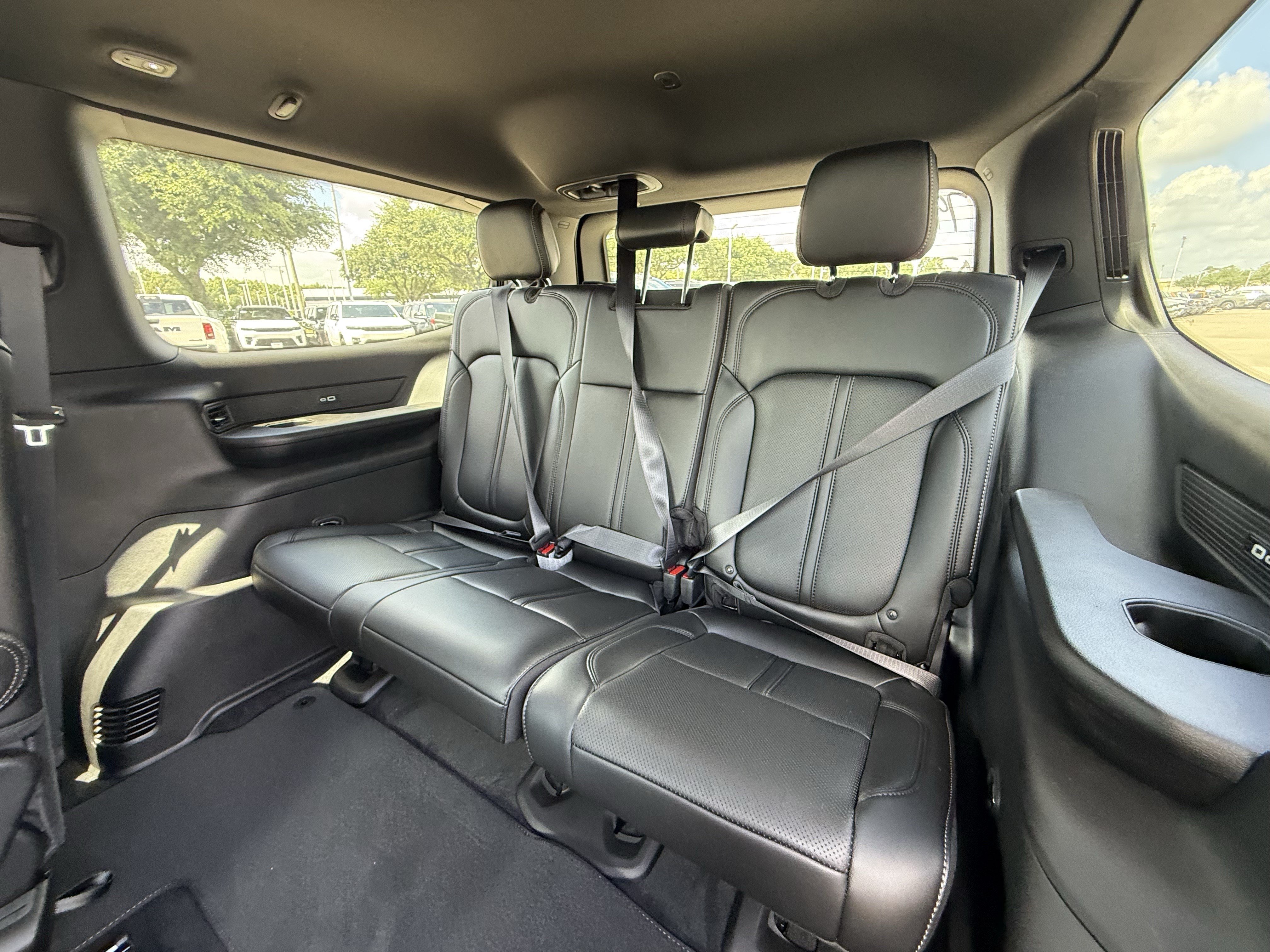 New 2026 High Gloss Black Exterior Paint Jeep  image 15