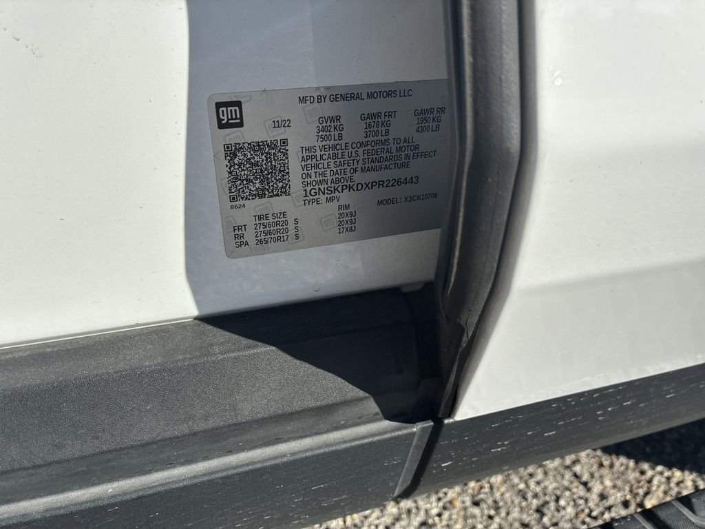 Used 2023 White Chevrolet Z71 image 40