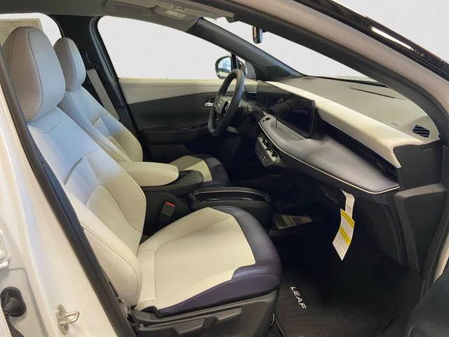 New 2026 White Nissan SV+ image 15