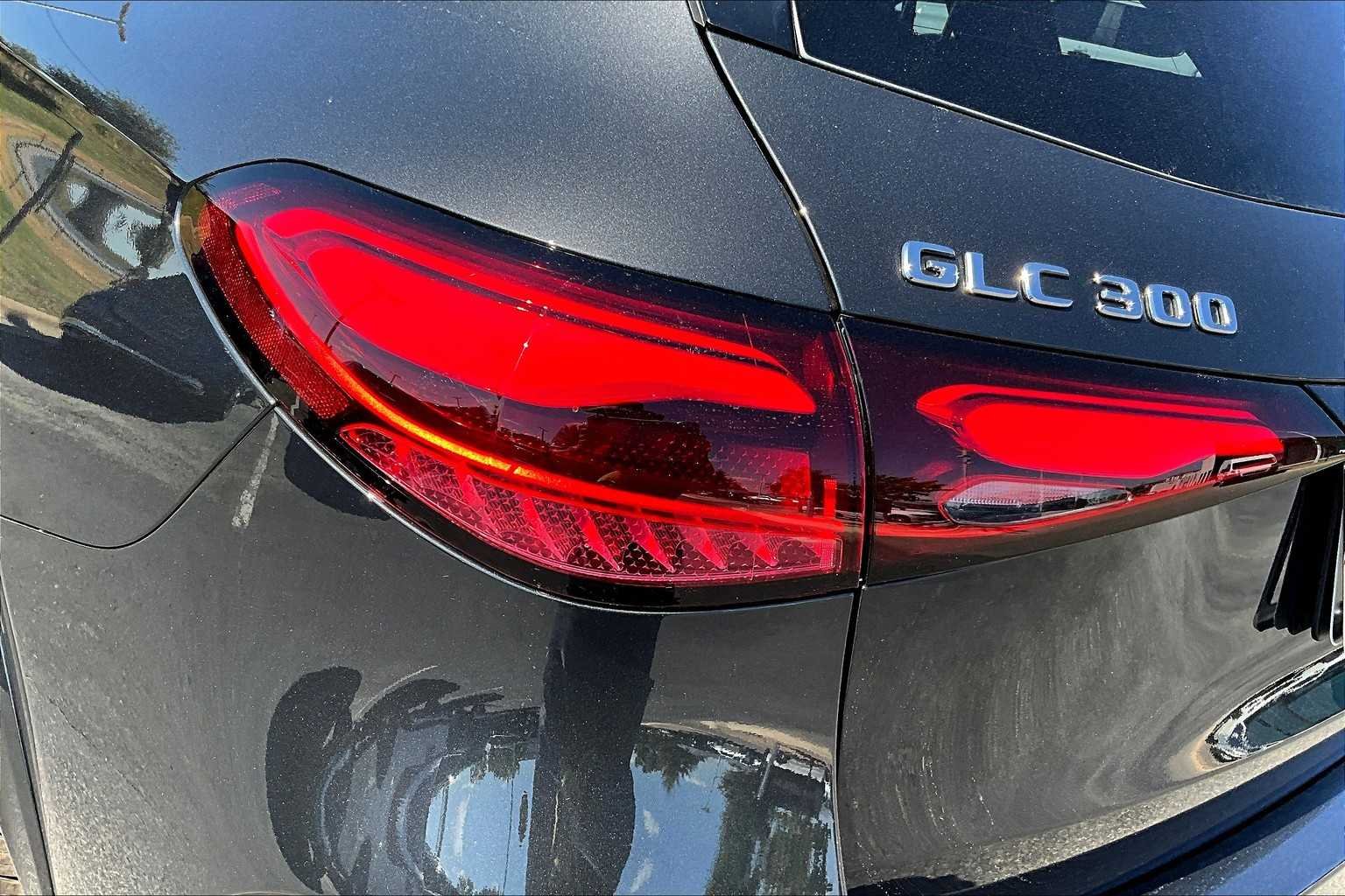 New 2026 Graphite Grey Metallic Mercedes-Benz GLC 300 image 6