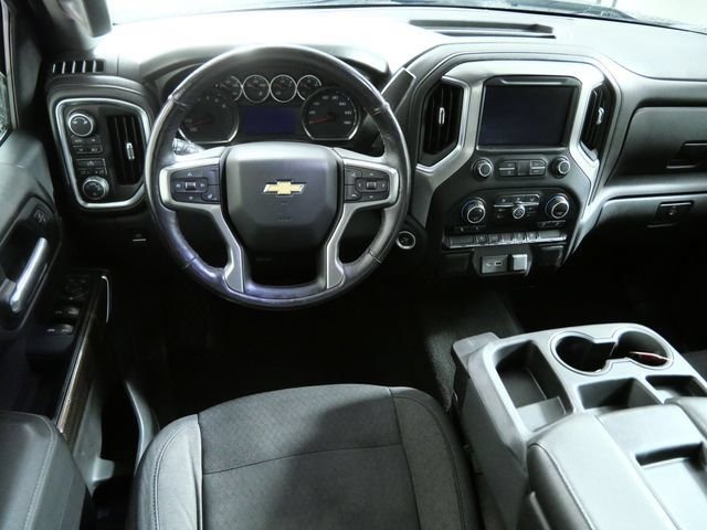 Used 2019 Black Chevrolet LT image 4