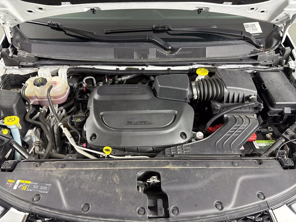 Used 2023 White Chrysler Touring L image 44