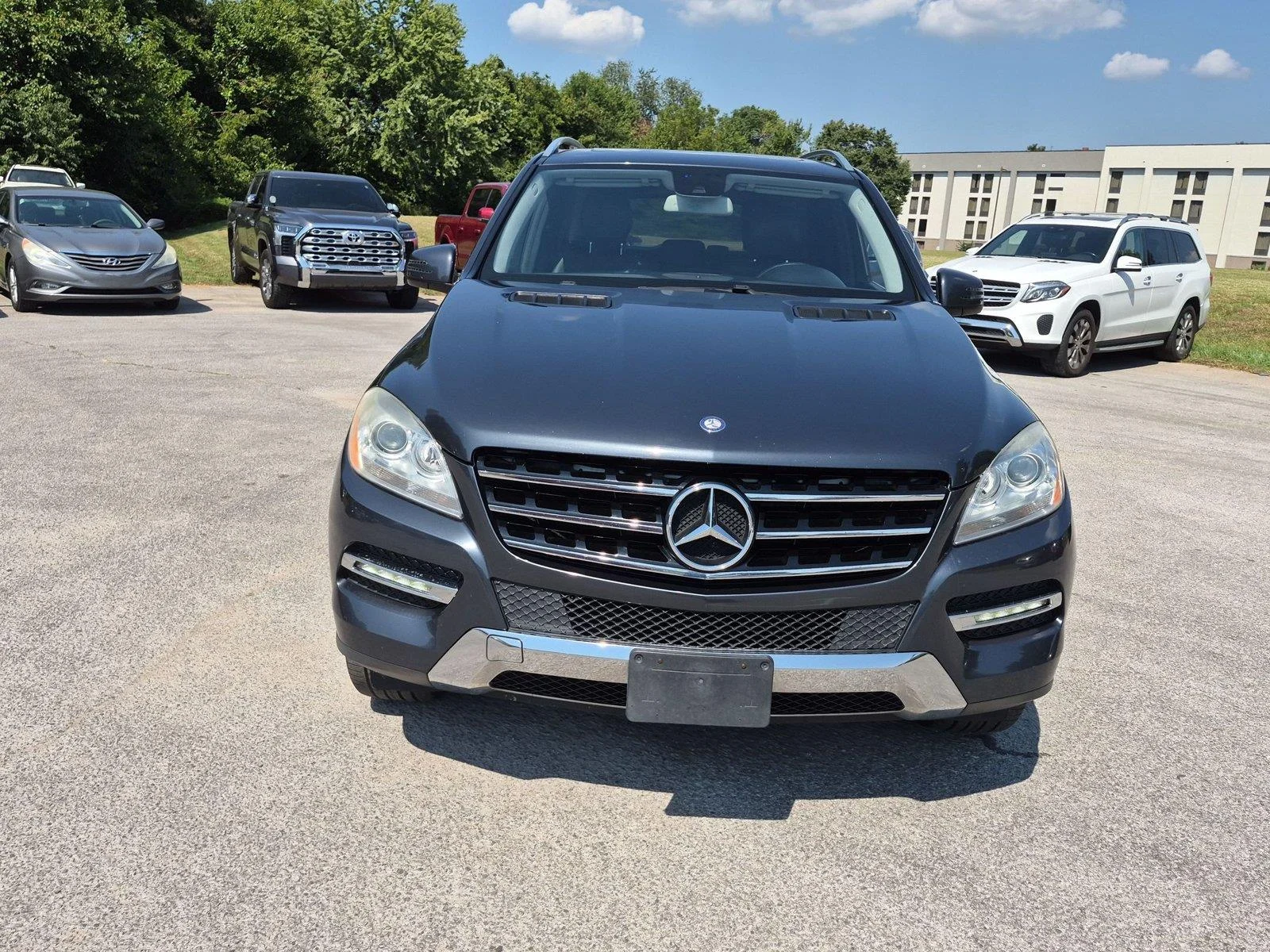 Used 2015 Steel Gray Metallic Mercedes-Benz ML 350 image 8