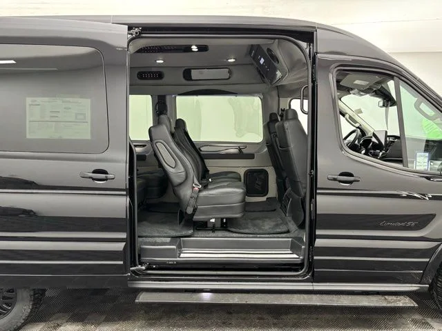 New 2026 Black Ford Explorer Limited SE image 7