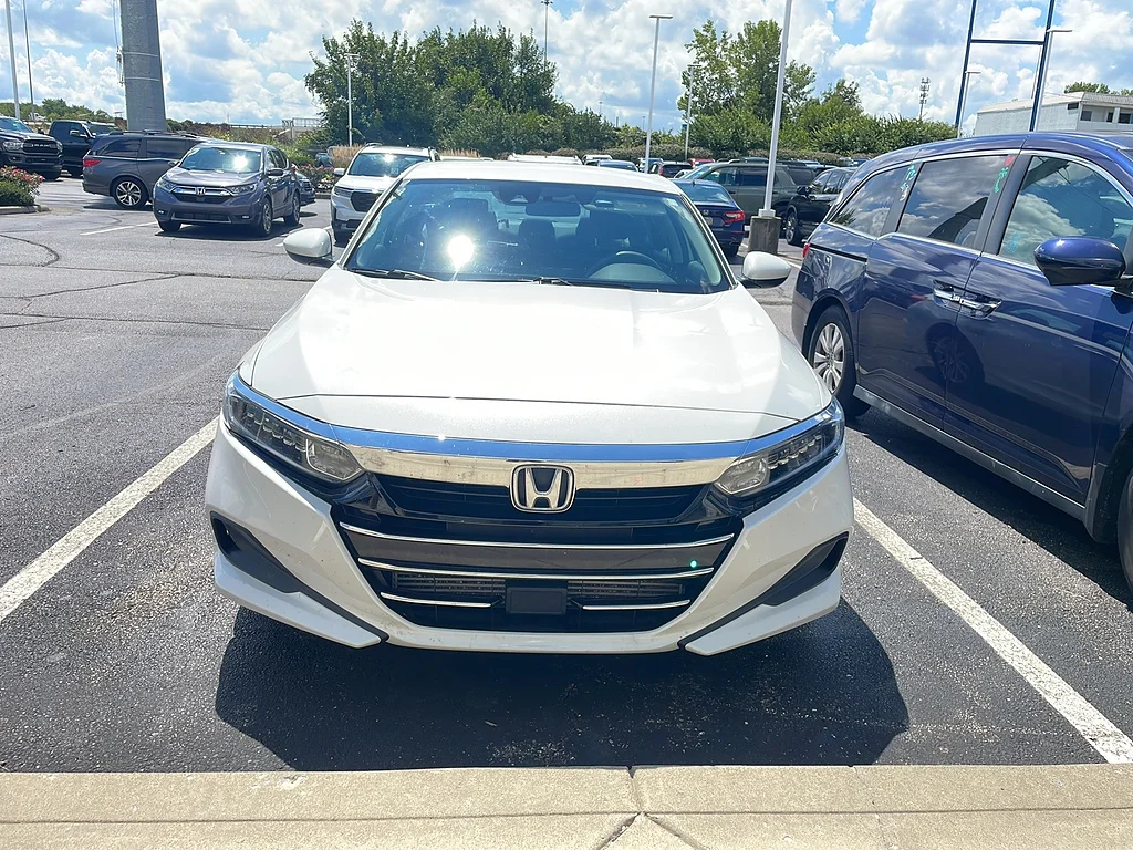 Certified Used 2021 Platinum White Pearl Honda LX image 5