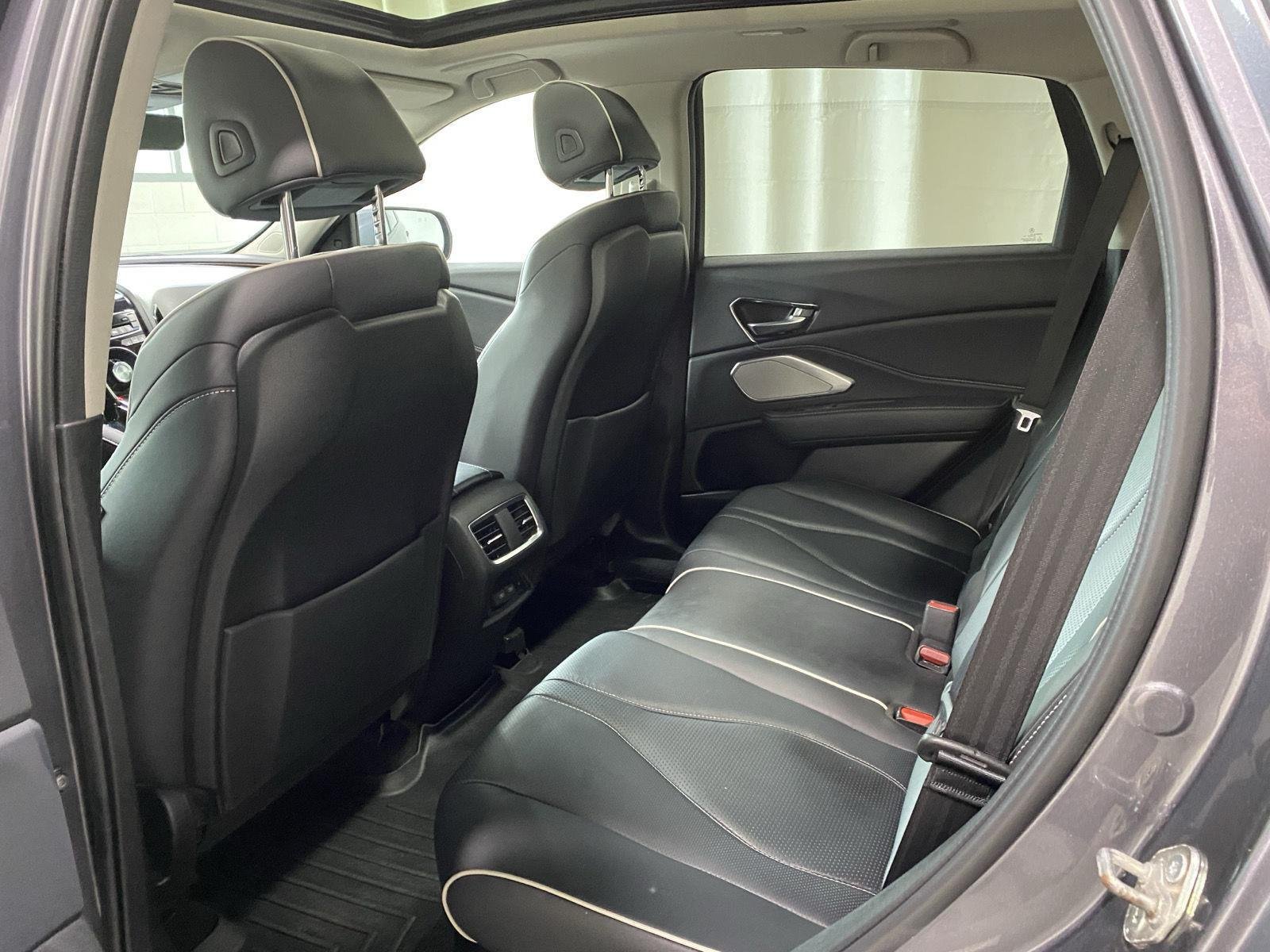 Used 2019 Modern Steel Metallic Acura SH-AWD w/Advance image 15