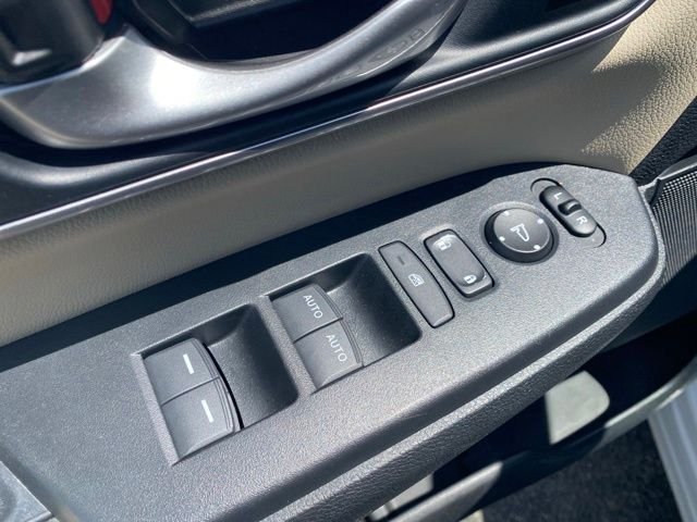 Used 2020  Honda Touring image 13