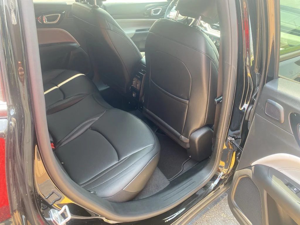 2025 Jeep Compass Limited - Photo 16