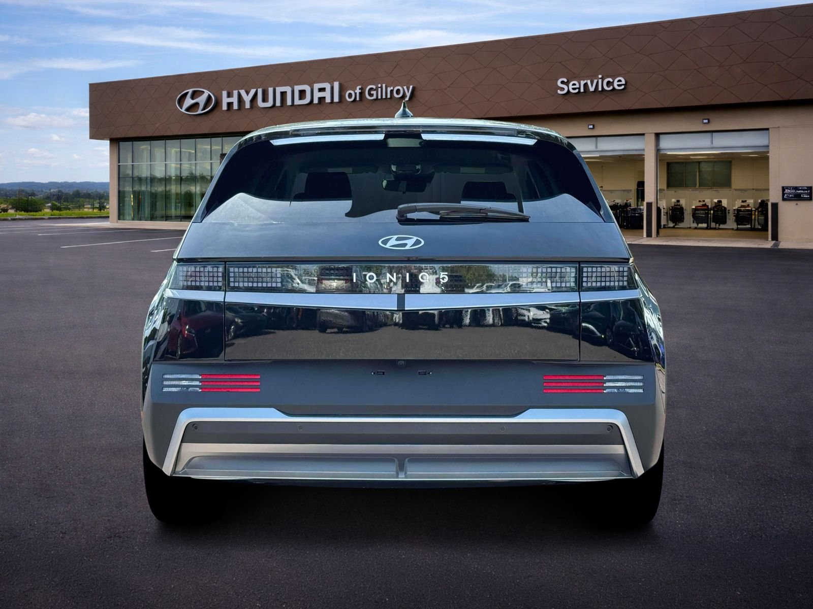 2025 Hyundai IONIQ 5 SE - Photo 24