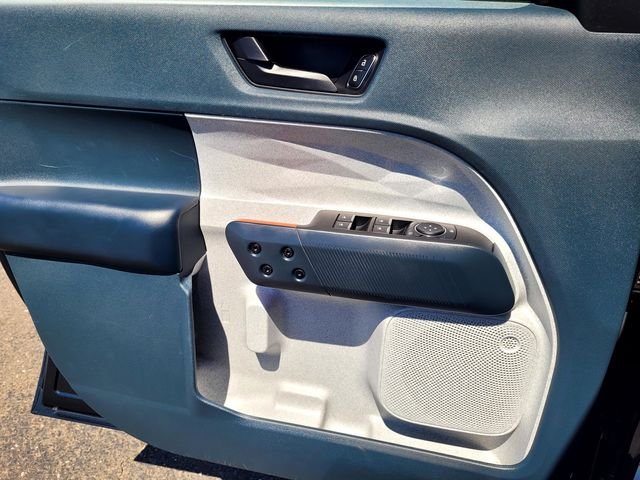 Used 2023 Blue Ford XLT image 14