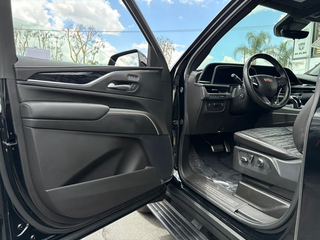 Used 2024 Black Cadillac V-Series image 10