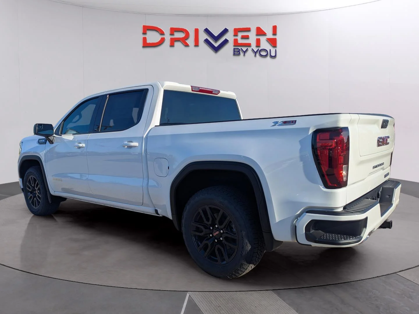 New 2026 Summit White GMC Elevation image 4