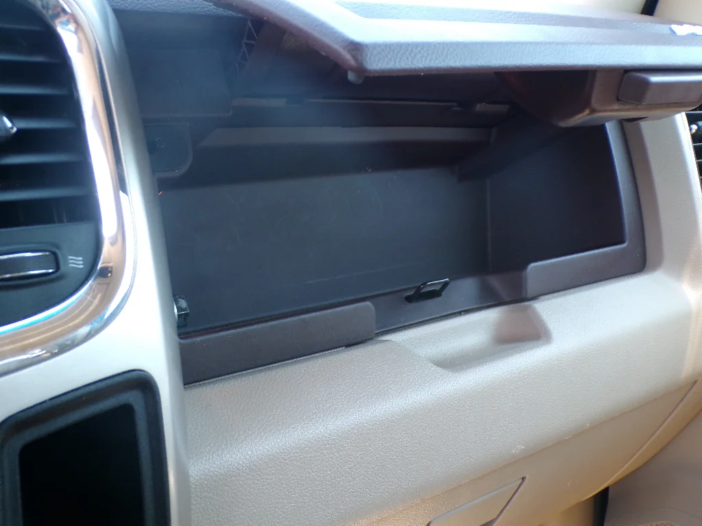 Used 2016 Maximum Steel Metallic Clearcoat Ram Laramie image 26