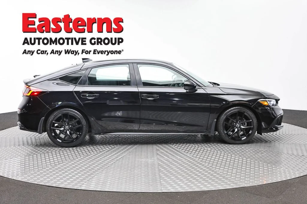 Used 2022 Black Honda Sport image 4