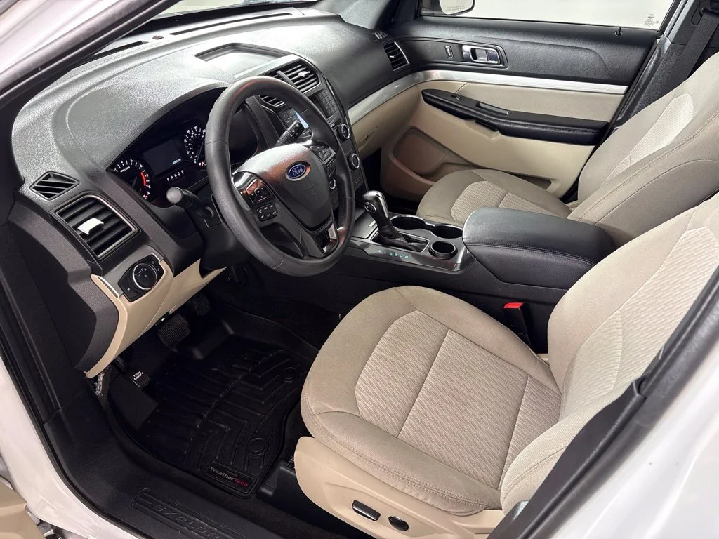 Used 2018 White Ford Base image 27