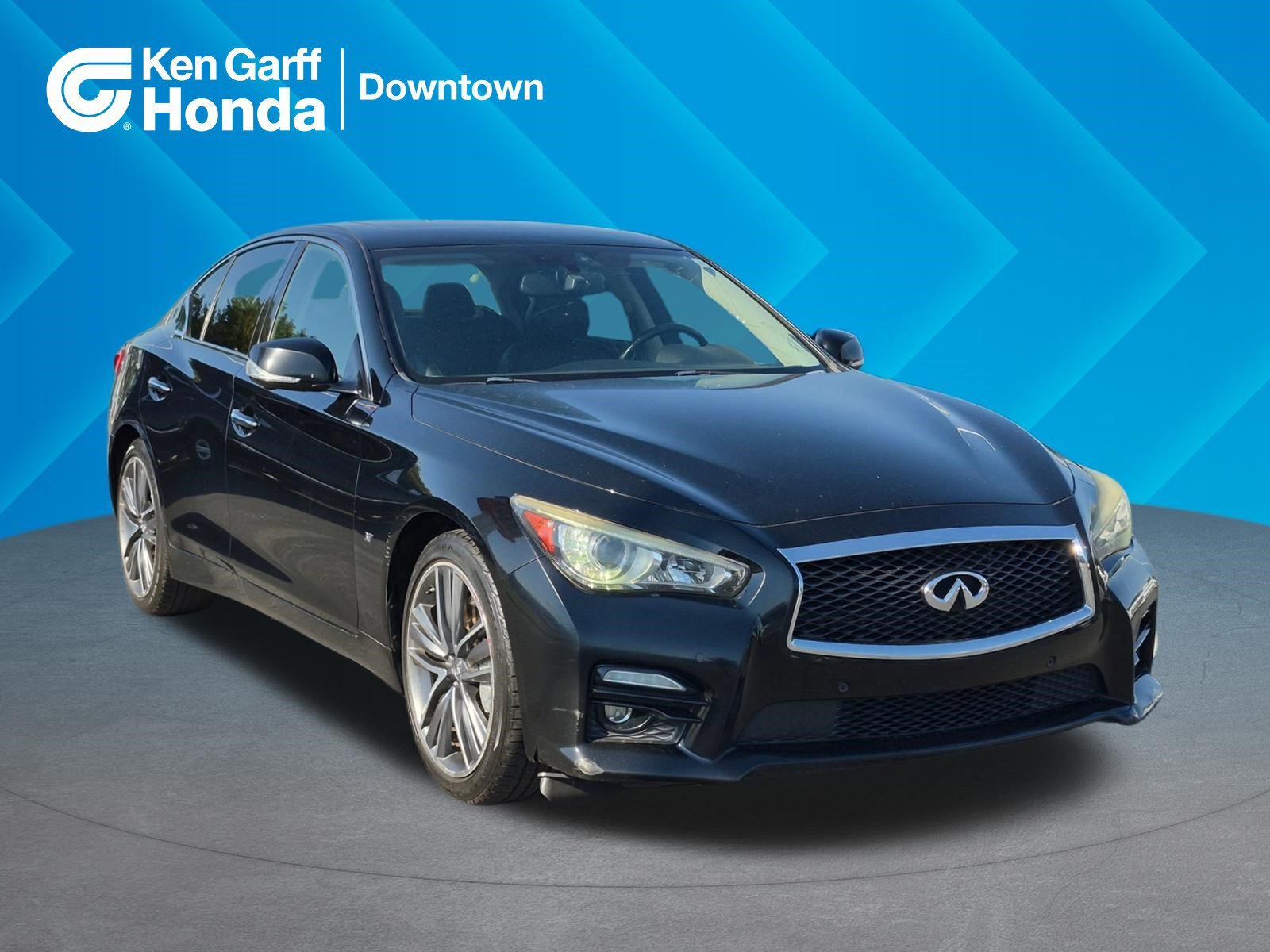 2015 INFINITI Q50
