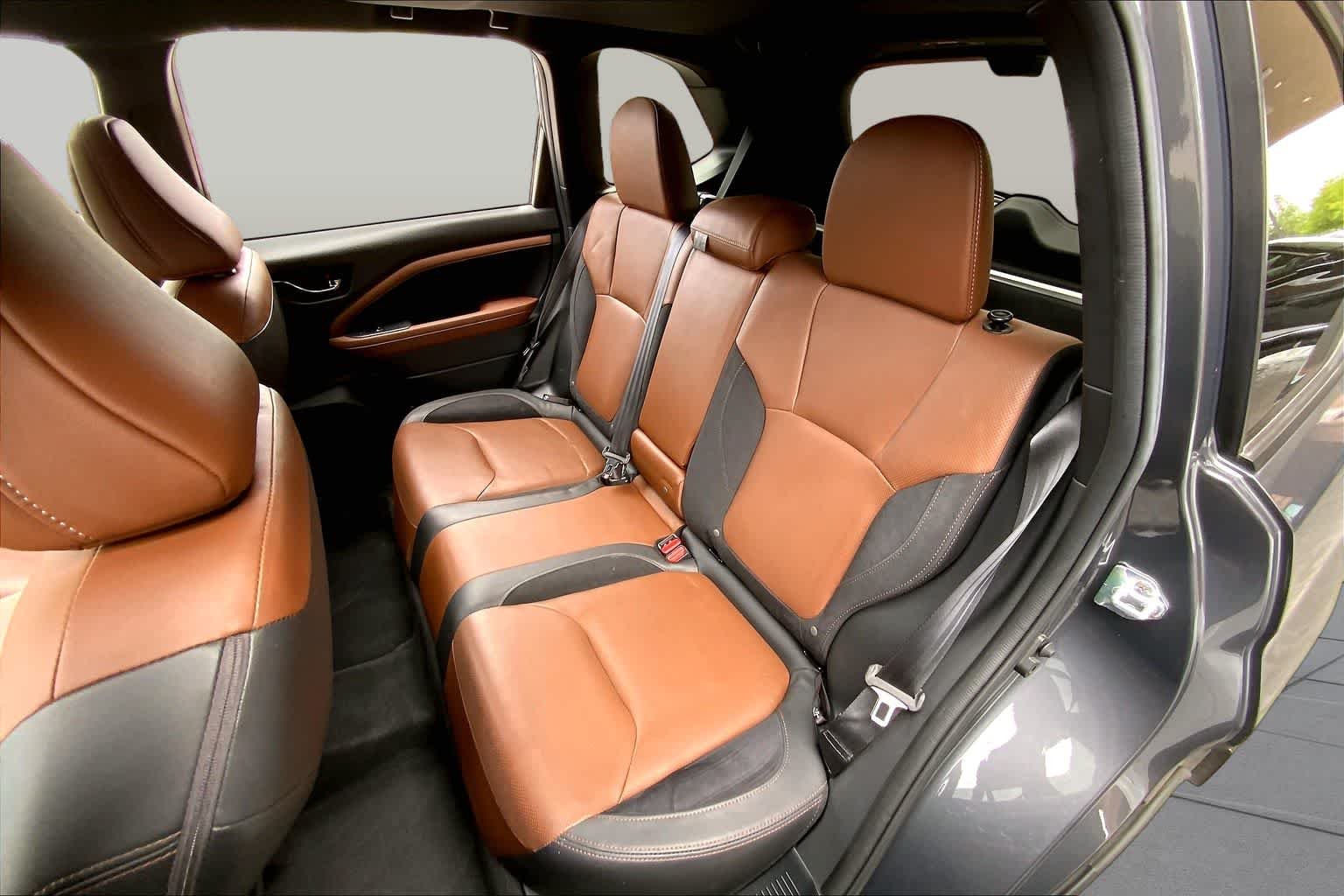Used 2025 Magnetite Gray Metallic Subaru Touring image 20
