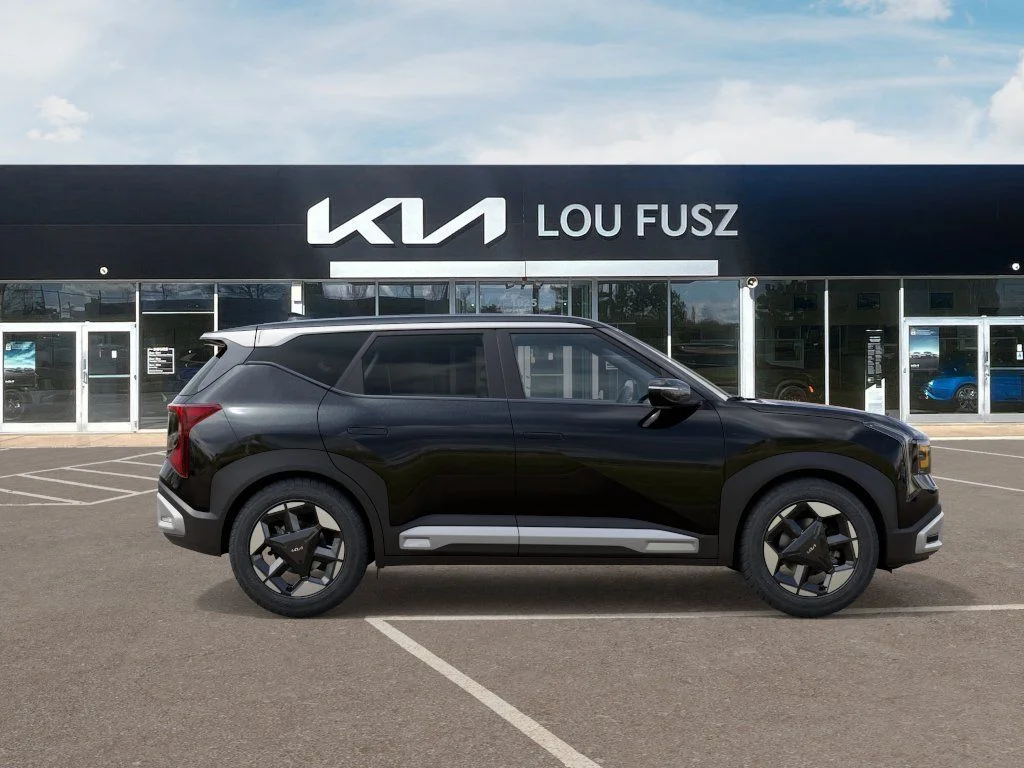 New 2027 Aurora Black Pearl Kia S image 7