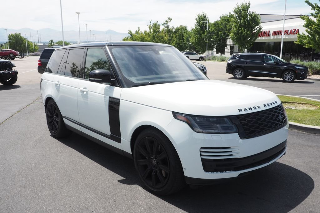 Used 2022 White Land Rover Westminster image 9