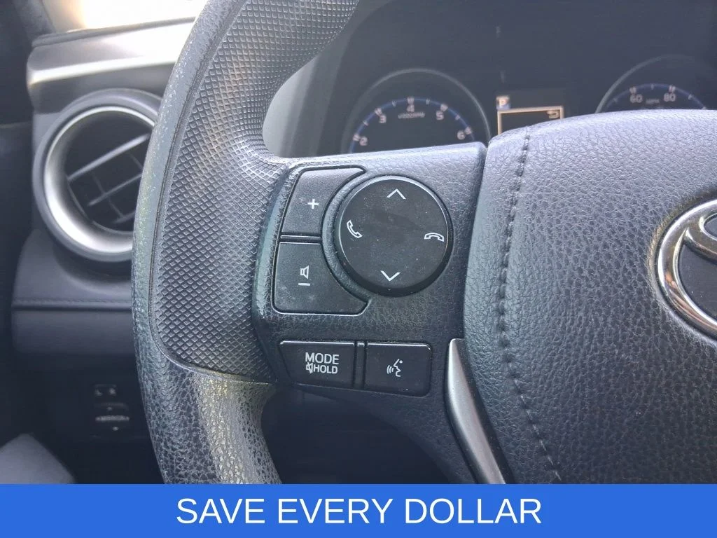 Used 2018 White Toyota LE image 12