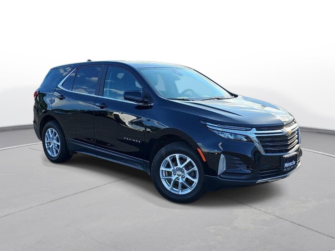 Used 2023 Mosaic Black Metallic Chevrolet LT image 4