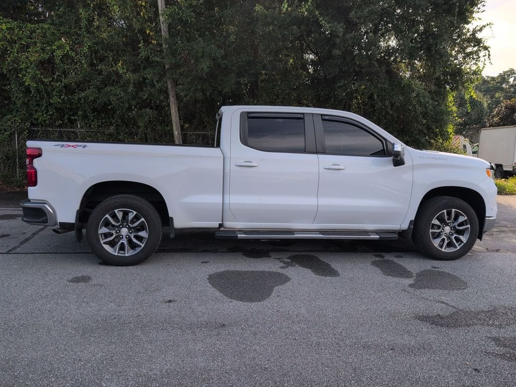 Used 2023 White Chevrolet LT image 9
