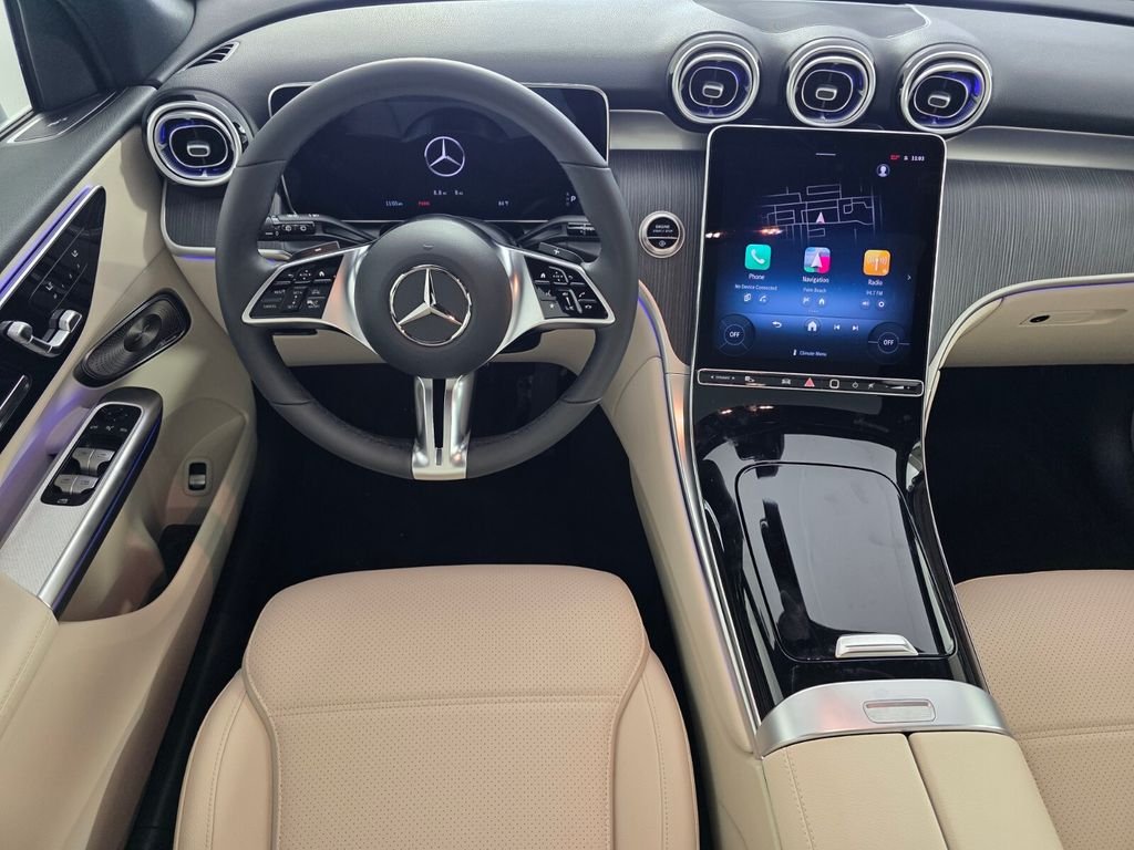 New 2027 Polar White Mercedes-Benz GLC 300 image 10