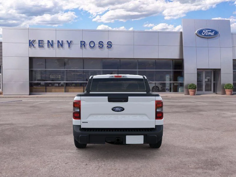 New 2026 Oxford White Ford XLT image 7