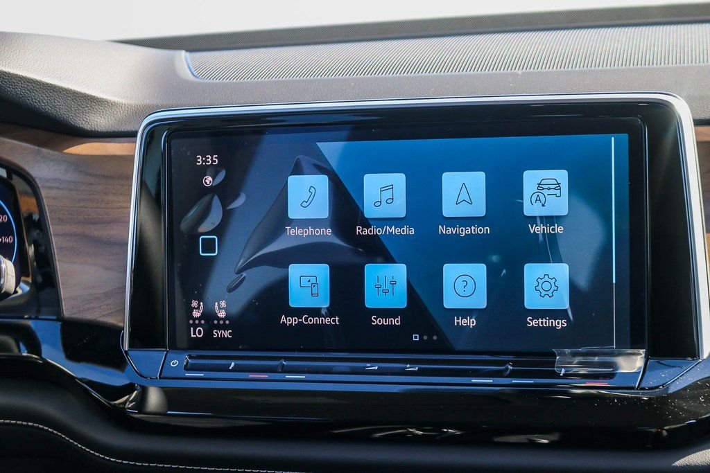 2026 Volkswagen Atlas SE w/Tech - Photo 15