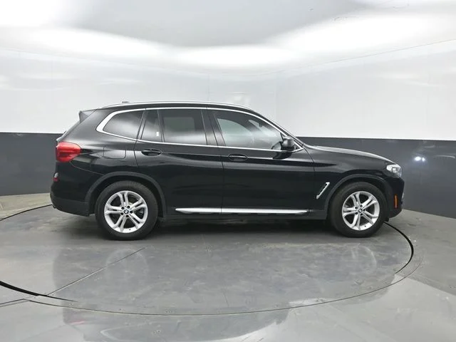 Used 2019 Black BMW sDrive30i image 39